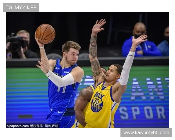 通过开云直播看球，体验实时赛事激烈对决的乐趣